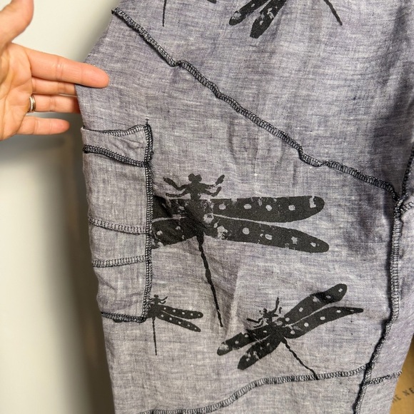 Women’s dragon fly printed wide legged pants with elastic waist - Picture 2 of 3